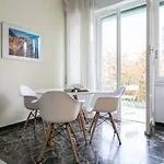 Great Moderno Comodo A Centro E Spiagge *