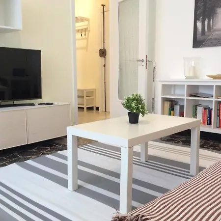 Great Moderno Comodo A Centro E Spiagge דירה